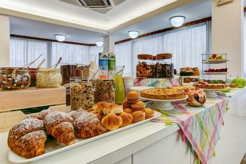 Hotel Konrad Marebello
